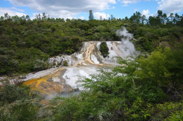 Новая Зеландия. Парк Orakei Korako.