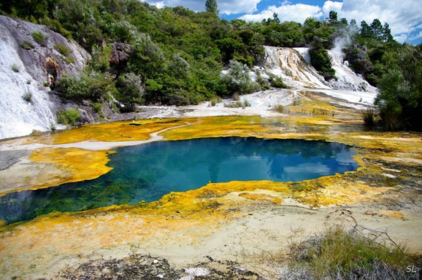 Новая Зеландия. Парк Orakei Korako.