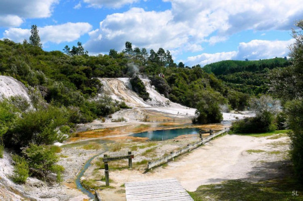 Новая Зеландия. Парк Orakei Korako.