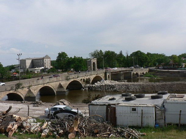 Город Эдирне (Hadrianopolis) в Турции - Эски Джами и мосты через Тунчу и Мерич