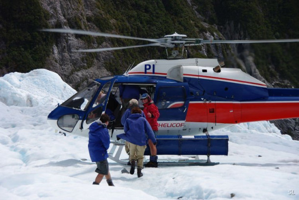 Franz Josef Glacier (полет на вертолете).