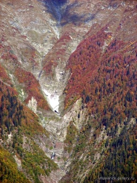 Золотая осень в Красной Поляне