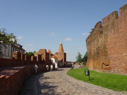 Прекрасная незнакомка, разрешите познакомиться...Польша