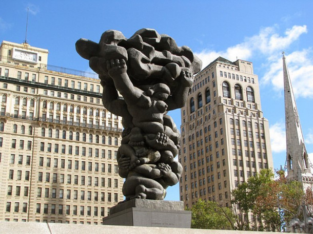 Philadelphia. LOVE park. Municipal Services Building. Logan Circle.