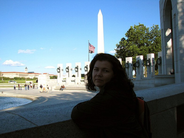 Washington. World War II Memorial. Reflecting pool. Lincoln Memorial.