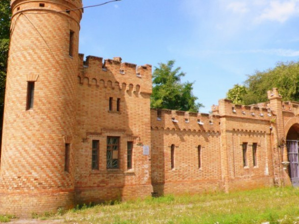 Замок-Усадьба Попова: история разорения 