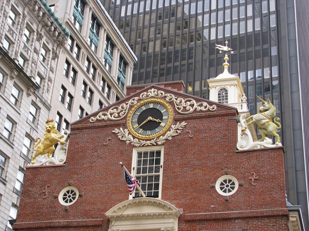 Boston. Old State House. Holokost. John Hancock Tower. Trinity Church.