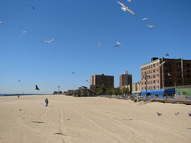 New York. Brighton Beach.