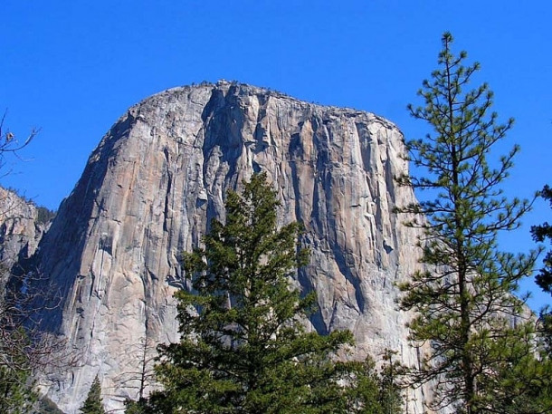 California. Yosemite Valley. Bridalveil Fall. El Capitan. Half Dome.