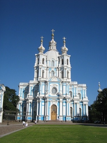 Петербург. Звонница Смольного собора.