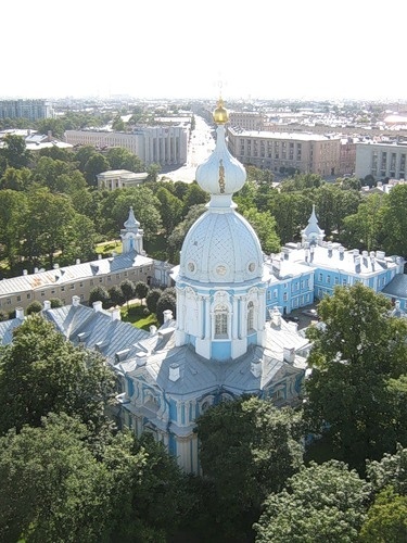 Петербург. Звонница Смольного собора.