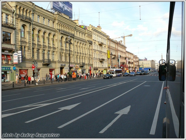 Путешествие по Ленинградской обл. 2009. Часть III. Санкт-Петербург: город в сравнении.