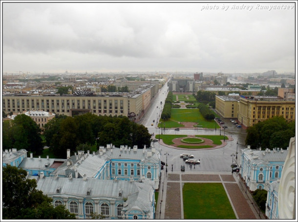 Путешествие по Ленинградской обл. 2009. Часть III. Санкт-Петербург: город в сравнении.