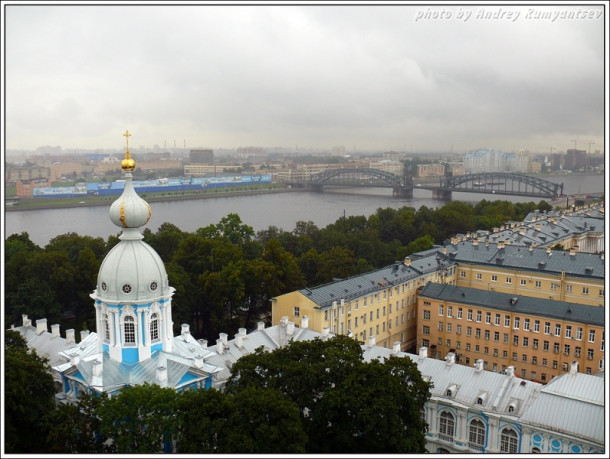 Путешествие по Ленинградской обл. 2009. Часть III. Санкт-Петербург: город в сравнении.