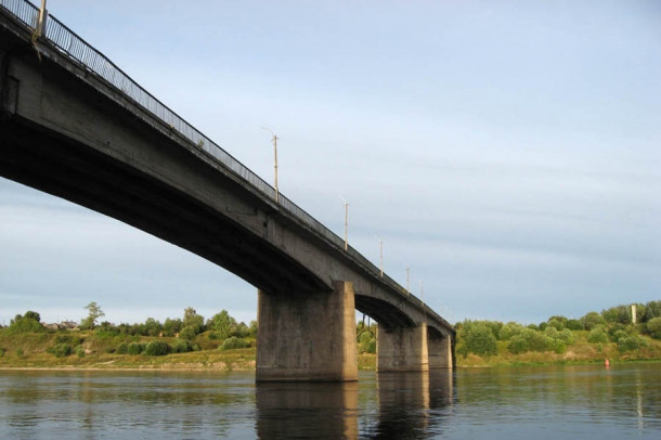 Волхов, левый берег