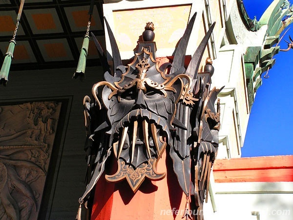 Grauman\'s Chinese Theater. Kodak Theatre. The Road to Hollywood.