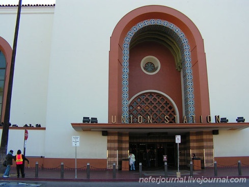 Los Angeles. Union Station. Olvera street. Molecule man.