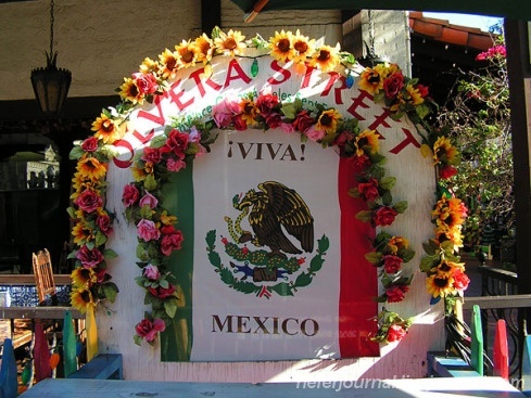 Los Angeles. Union Station. Olvera street. Molecule man.