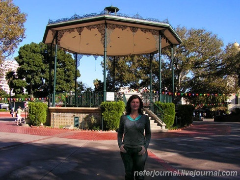 Los Angeles. Union Station. Olvera street. Molecule man.