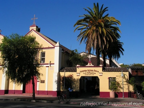 Los Angeles. Union Station. Olvera street. Molecule man.