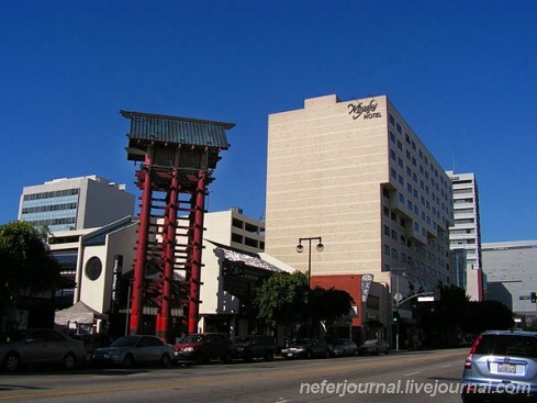 Los Angeles. Little Tokyo. Angels Flight.