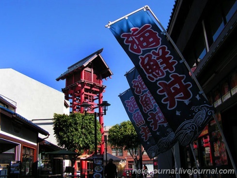 Los Angeles. Little Tokyo. Angels Flight.