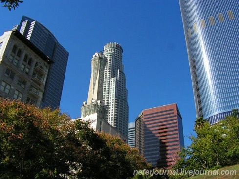 Los Angeles. Little Tokyo. Angels Flight.