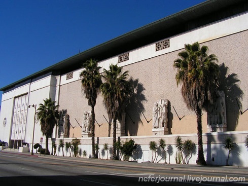 Los Angeles. Korea Town. La Brea Tar Pits.