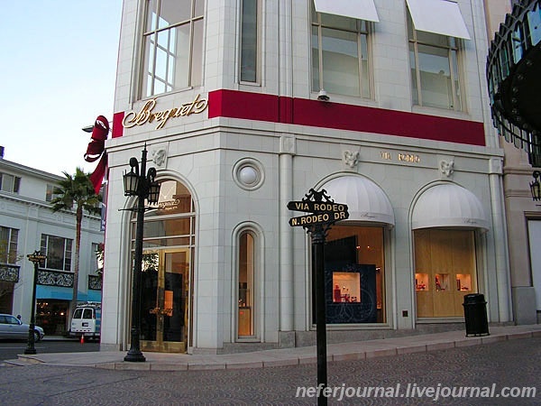 Los Angeles. Regent Beverly Wilshire Hotel. Rodeo Drive.