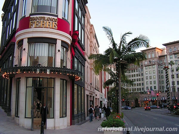 Los Angeles. Regent Beverly Wilshire Hotel. Rodeo Drive.