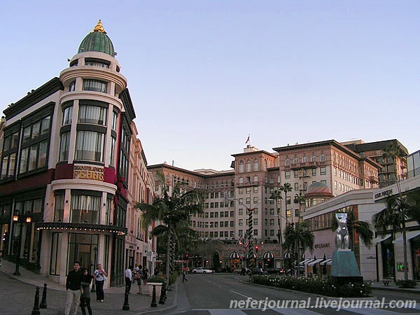 Los Angeles. Regent Beverly Wilshire Hotel. Rodeo Drive.