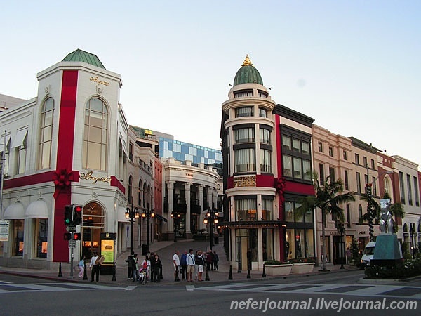 Los Angeles. Regent Beverly Wilshire Hotel. Rodeo Drive.