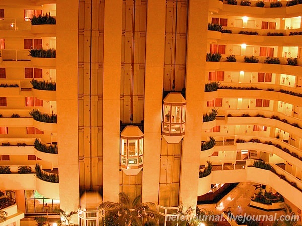 Embassy Suites Los Angeles - International Airport