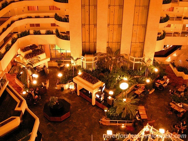 Embassy Suites Los Angeles - International Airport