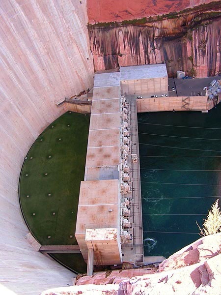 Lake Powell. Glen Canyon Dam. Rainbow Bridge.