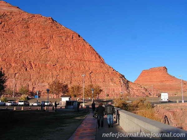 Lake Powell. Glen Canyon Dam. Rainbow Bridge.